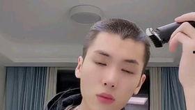 抖音吃鸡主播吃瓜,揭秘游戏圈幕后风云